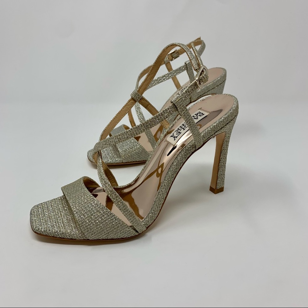 Badgley Mischka Silver Criss Cross Straps High Heels Formal Shoes Women 6 1/2